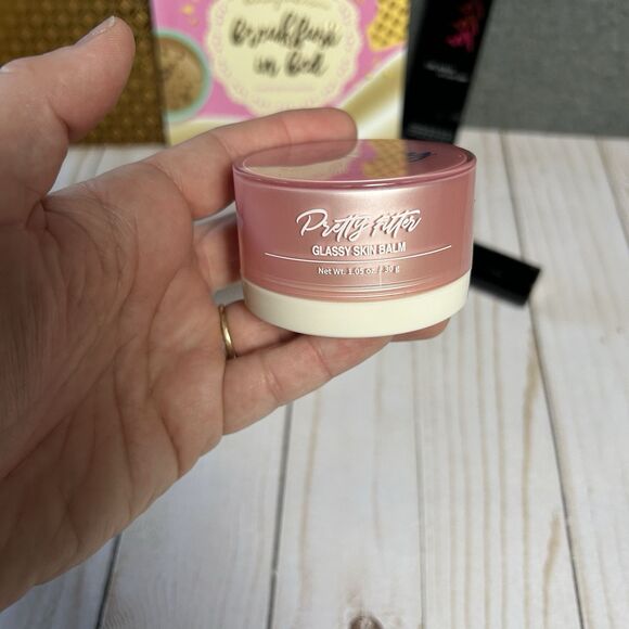 IPSY Boxycharm Lot Kat Von D Zoeva Beauty Vault trestique beautiful bakery (#10 - Picture 3 of 6